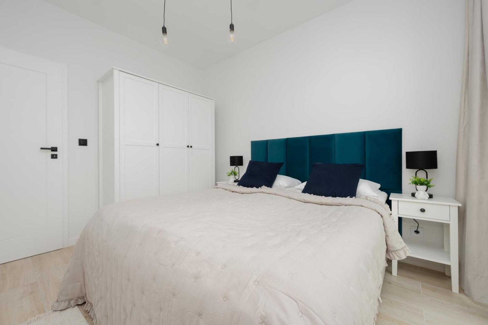 Stylish Apartments With Parking By Noclegi Renters Warschau Buitenkant foto