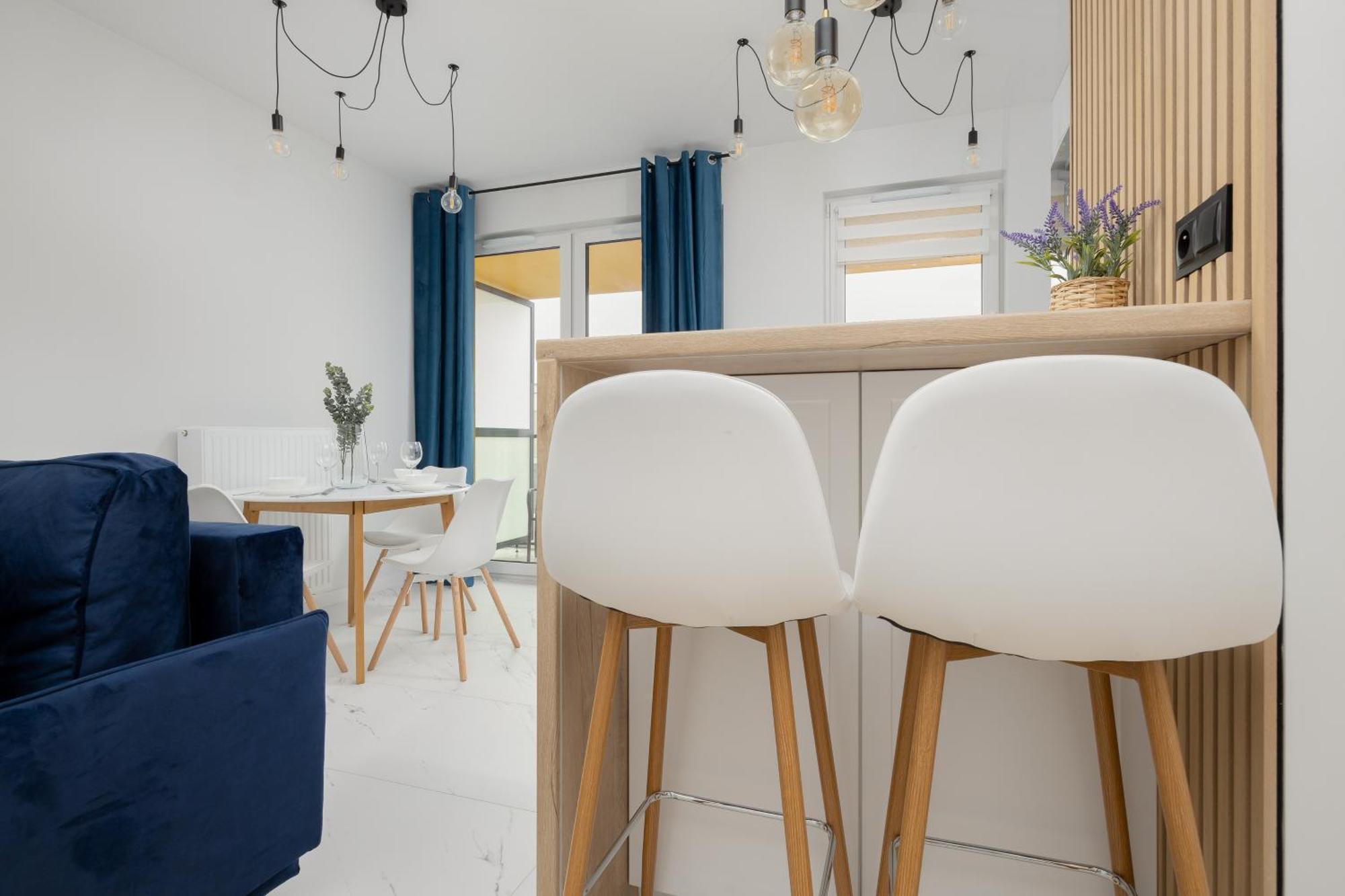 Stylish Apartments With Parking By Noclegi Renters Warschau Buitenkant foto